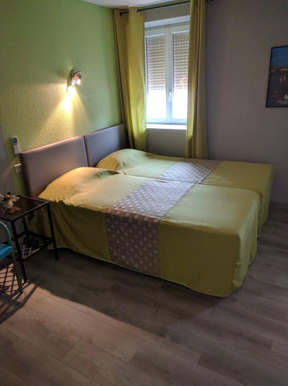 Hotel Le Gambetta Carmaux エクステリア 写真