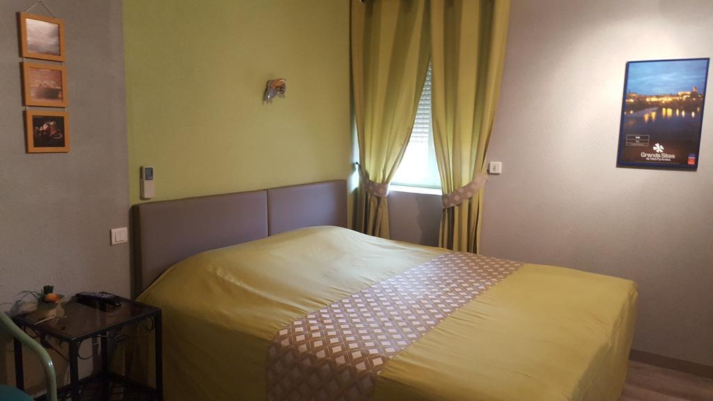 Hotel Le Gambetta Carmaux エクステリア 写真