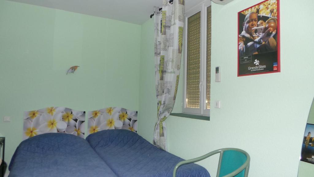 Hotel Le Gambetta Carmaux 部屋 写真
