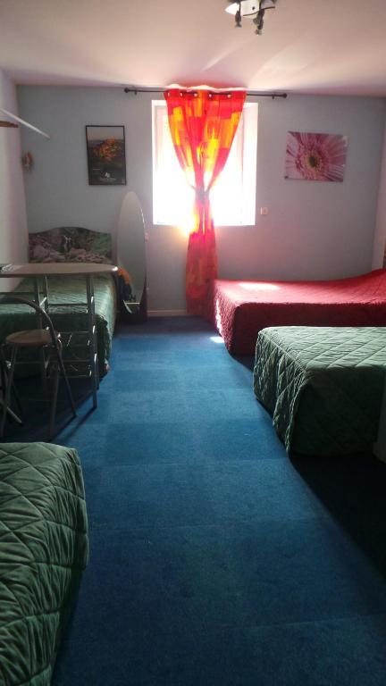 Hotel Le Gambetta Carmaux 部屋 写真