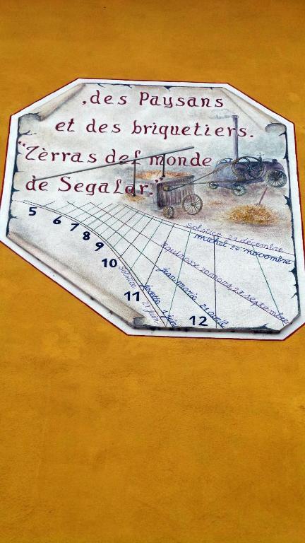 Hotel Le Gambetta Carmaux エクステリア 写真