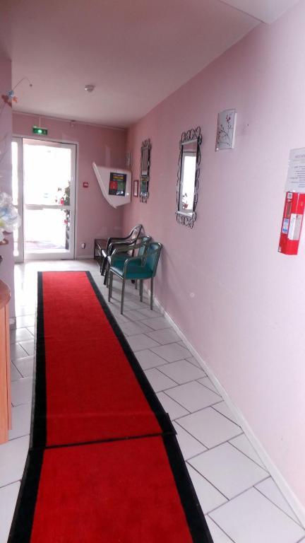 Hotel Le Gambetta Carmaux エクステリア 写真